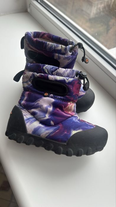 Зимові чоботи bogs 27