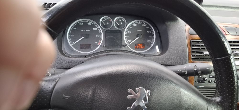 Пежо 307, 2.0 газ/бензин, автомат