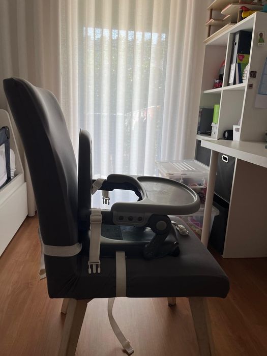 Assento elevatório para refeição