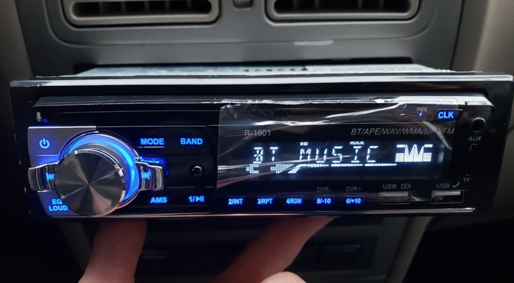 Магнітола bluetooth