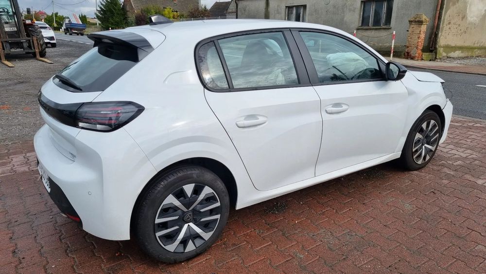 Peugeot 208 Benzyna Manualna Skrzynia Biegów Niski Przebieg