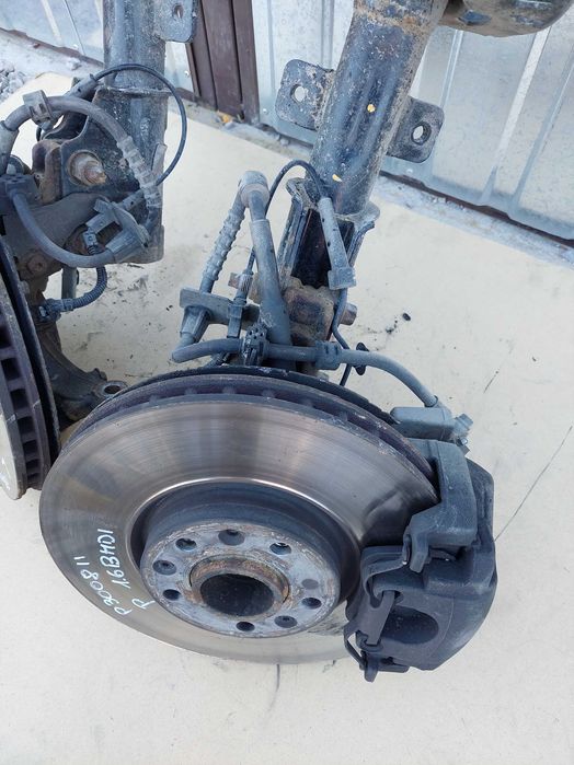 Peugeot 3008 II 5008 Macphearson Amortyzator zwrotnica Prawy Przód kpl