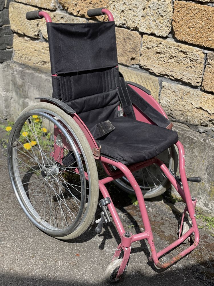 Коляска (візок)  інвалідна