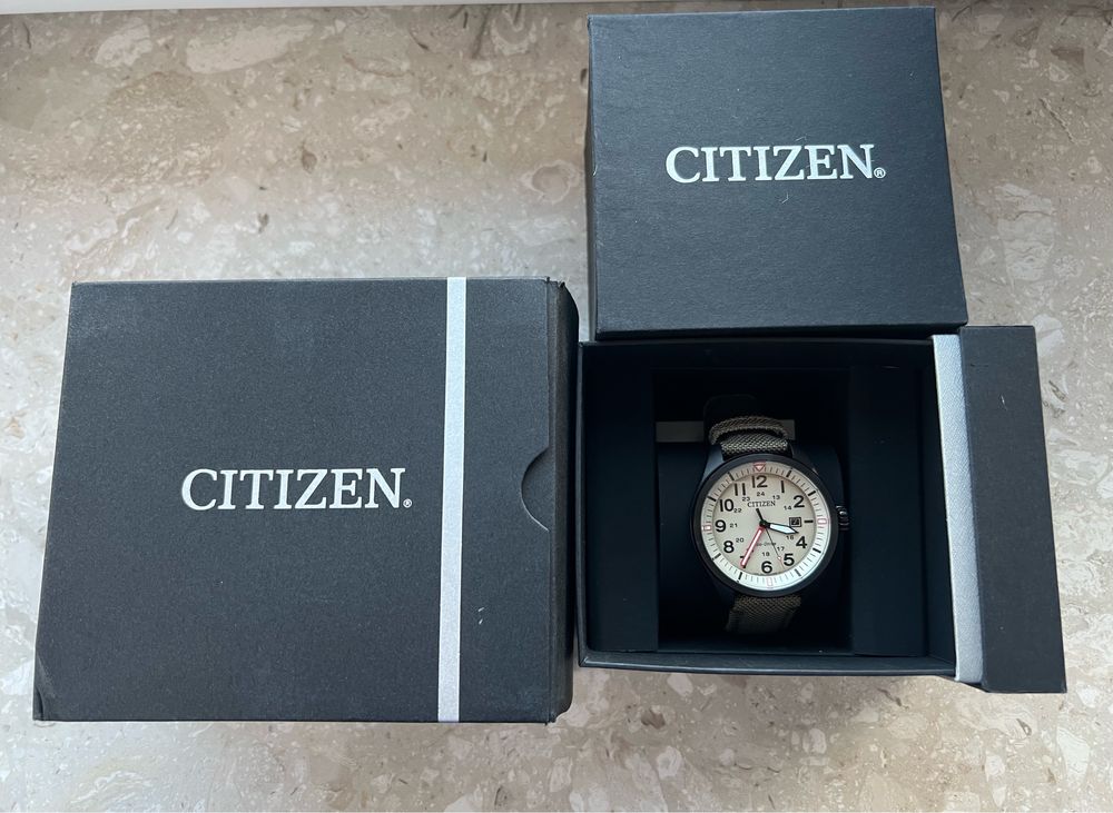 CITIZEN zegarek pilot AW5005-12X