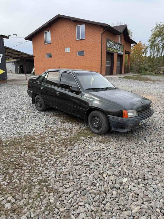 Продам Опель кадет
