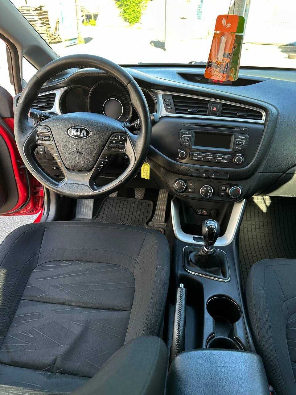 Продам авто KIA CEED