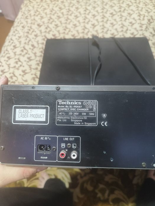 CD-програвач Technics SL-PD687 на 5 дисків