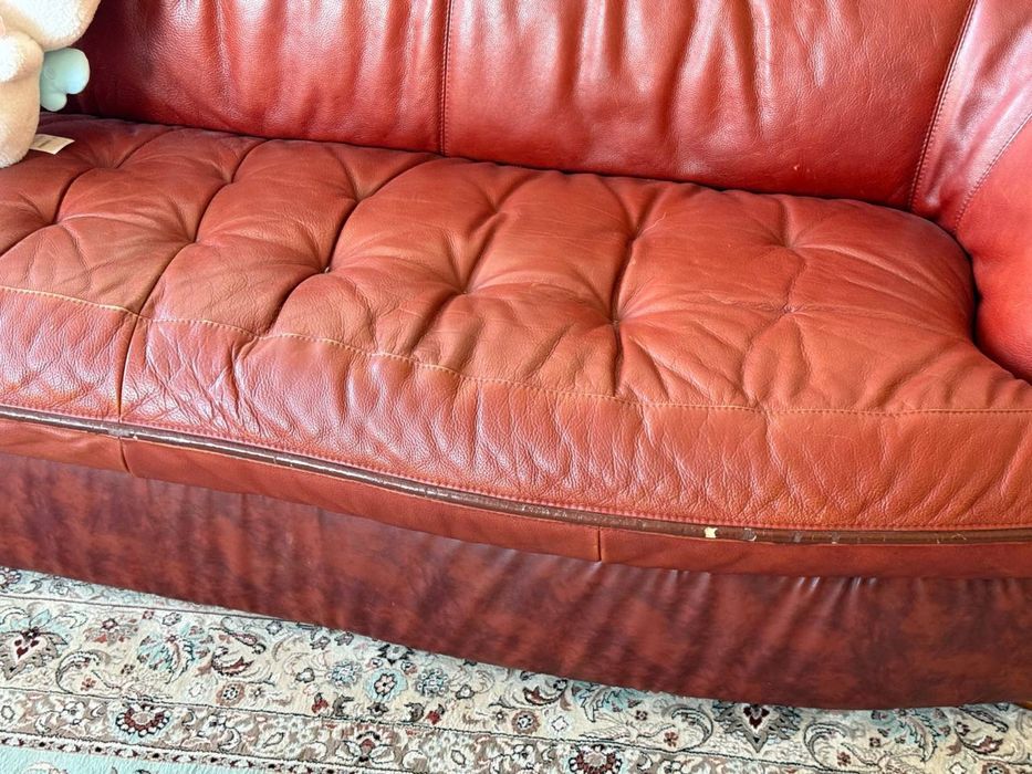 Очень СРОЧНО Продам Диван