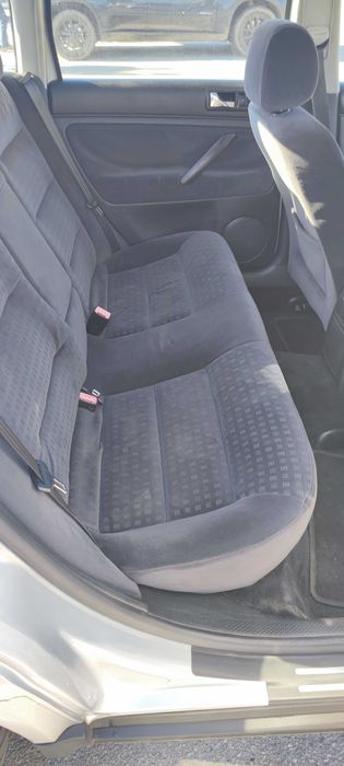 Пассат в рідній фарбі