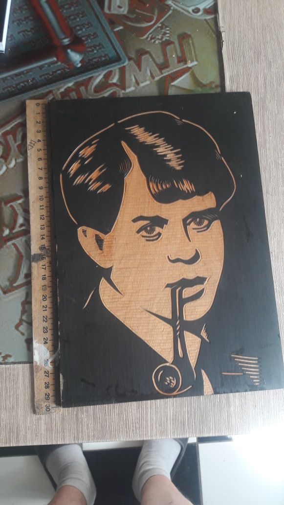Партрет  Есенин с тиубкой времен СССР