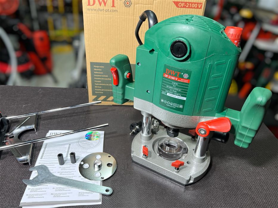 Фрезер DWT OF-2100 V Плавный пуск 2100 Вт Стабилизация оборотов