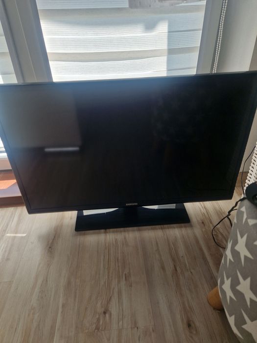 Telewizor samsung 32 cale sprawny