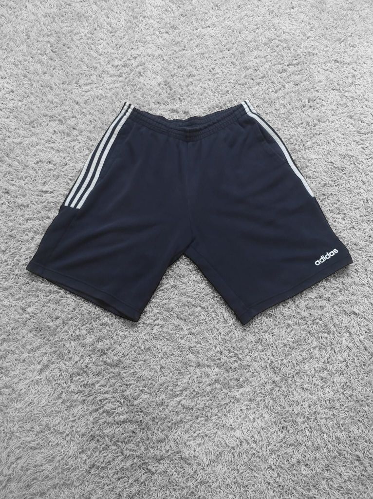 Granatowe spodenki sportowe Adidas - rozmiar L - klasyk street & gym