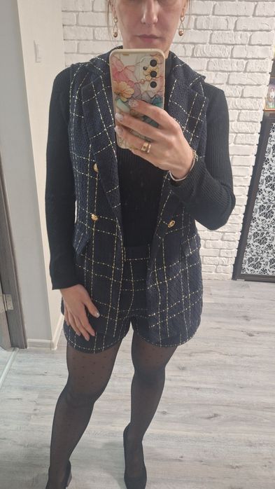 Костюм твідовий з шортами
