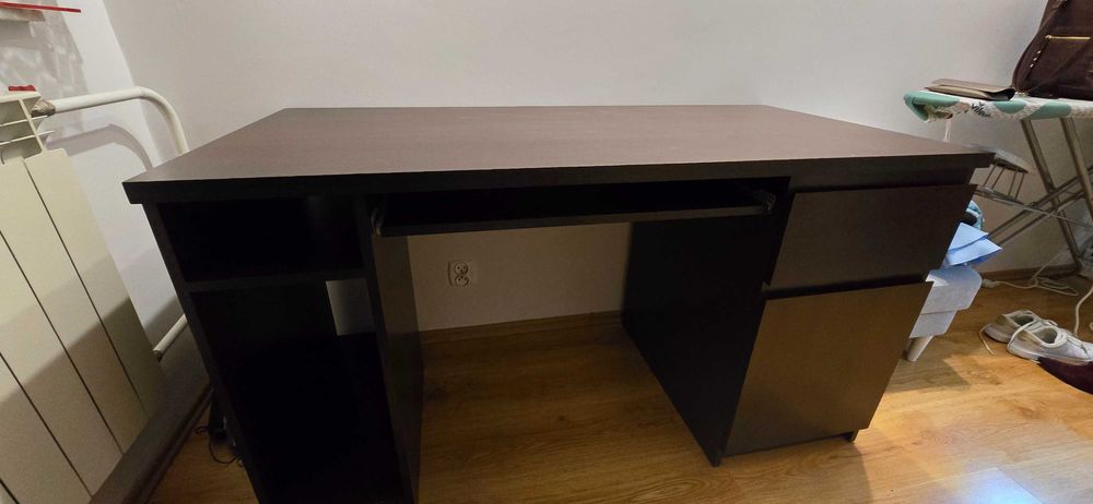 Biurko soline 135x65x75 cm wysokość