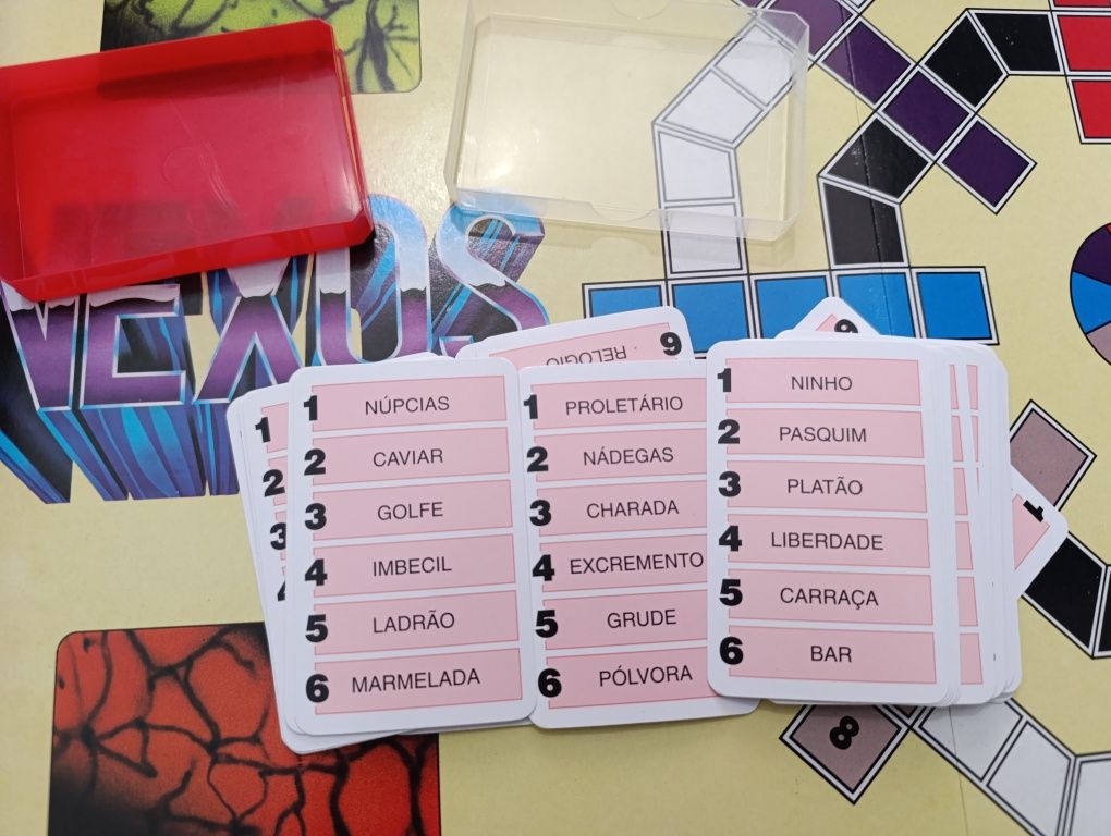NEXOS (jogo de tabuleiro da Majora)
