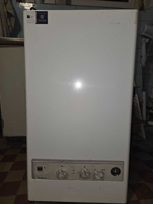 Kocioł gazowy Buderus Logamax U004-24K + akcesoria