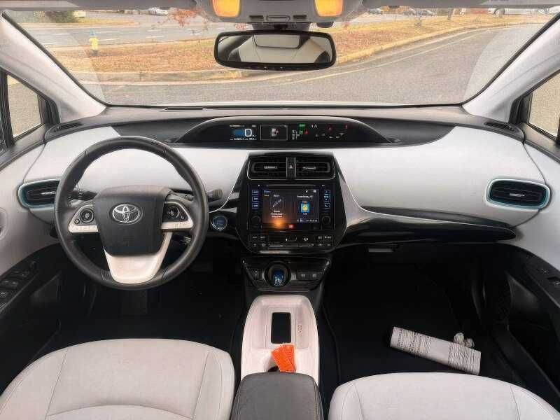 2017 Toyota Prius Four Touring