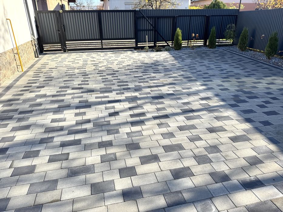 Оренда будинка, Перше заселення