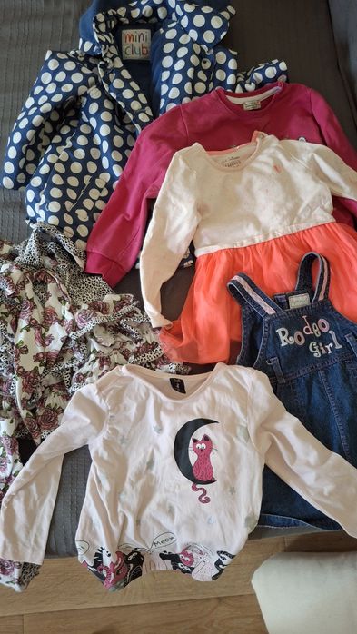 Детские вещи: платья, плащ, реглан