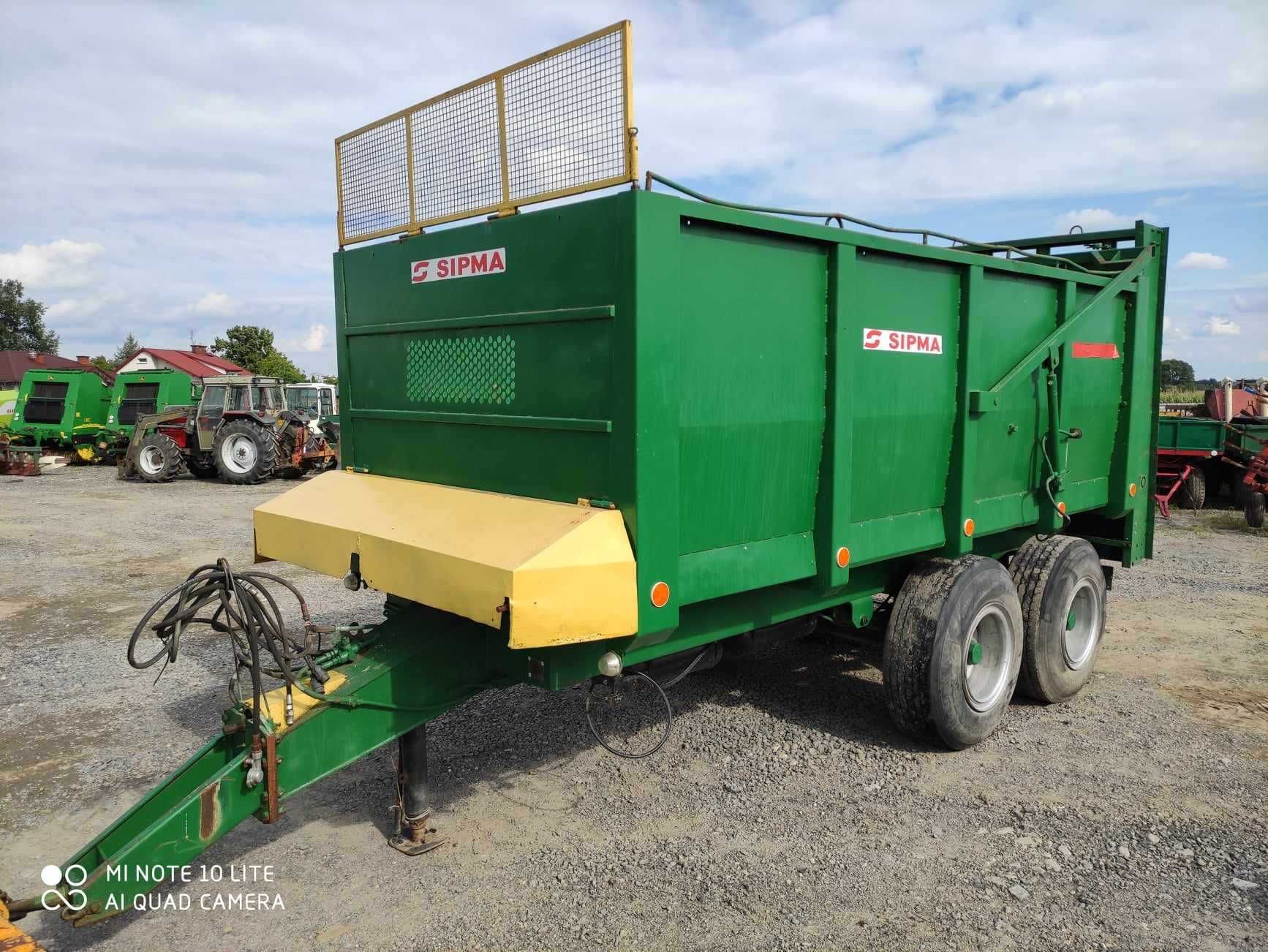 Rozrzutnik obornika Sipma N-252 tandem 12 ton 4 wałki pionowe 2004 rok