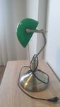 Lampa gabinetowa zielona