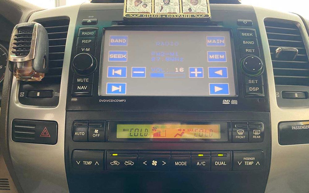 Toyota Land Cruiser Prado 120 2006