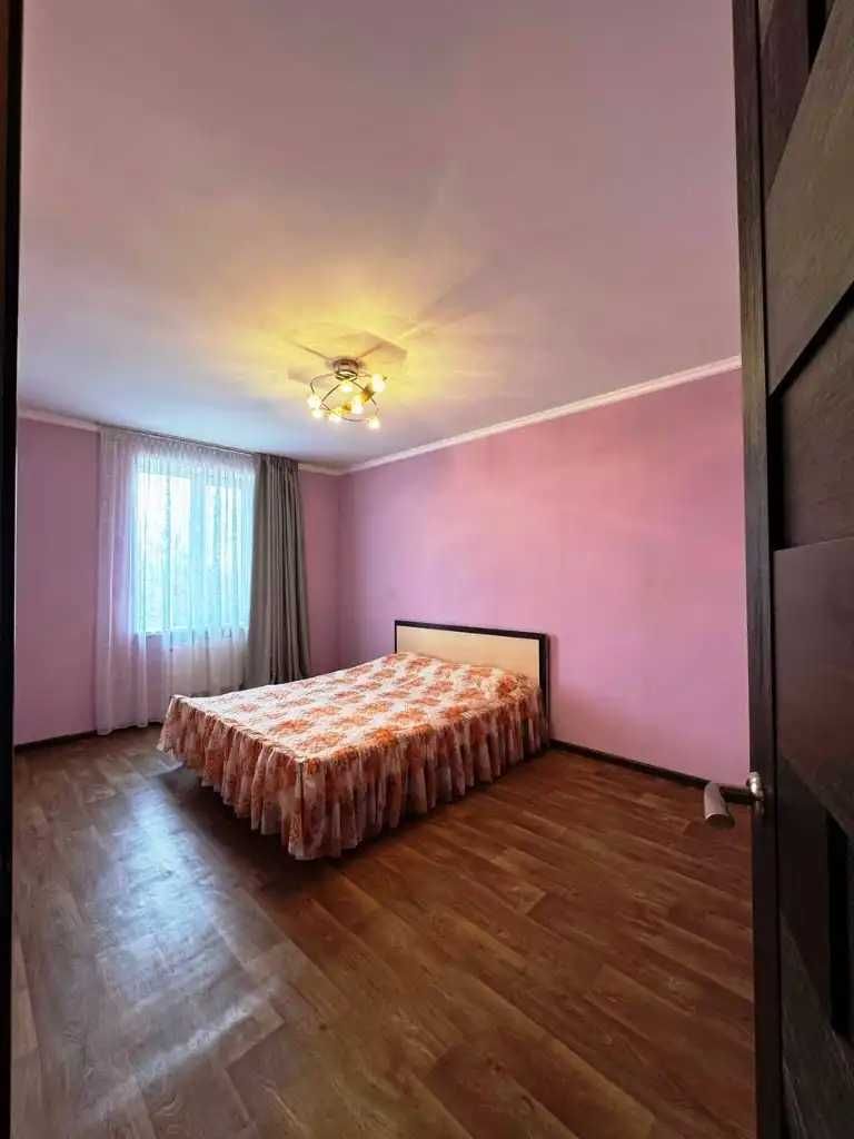 Продам 2х поверховий будинок в Підгородному