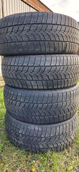 Sprzedam opony Imperial zimowe 225 /50/R 17
