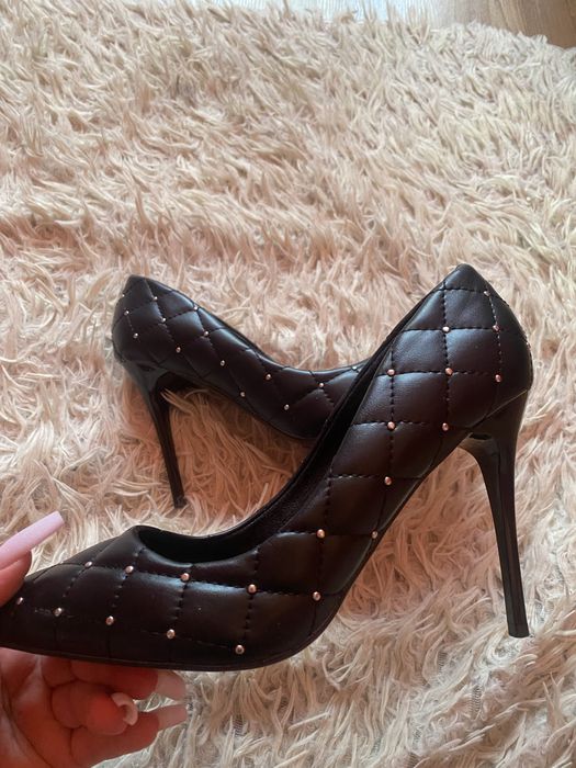 туфлі лодочки човники на підборі чорні