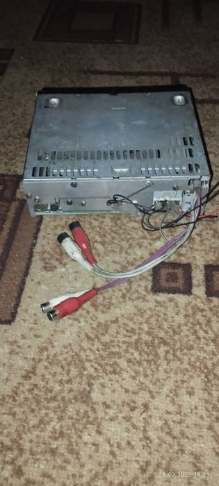 Aвтомагнітолы три шт. -1000гр