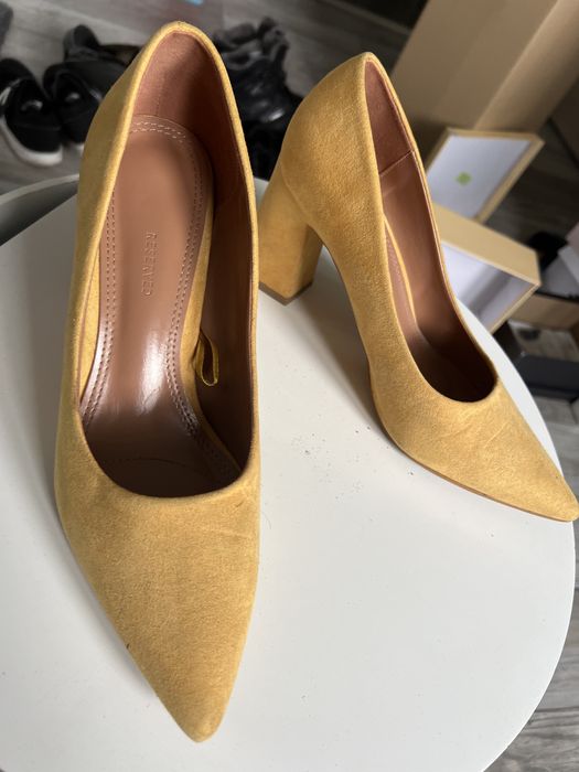 Buty Reserved 39