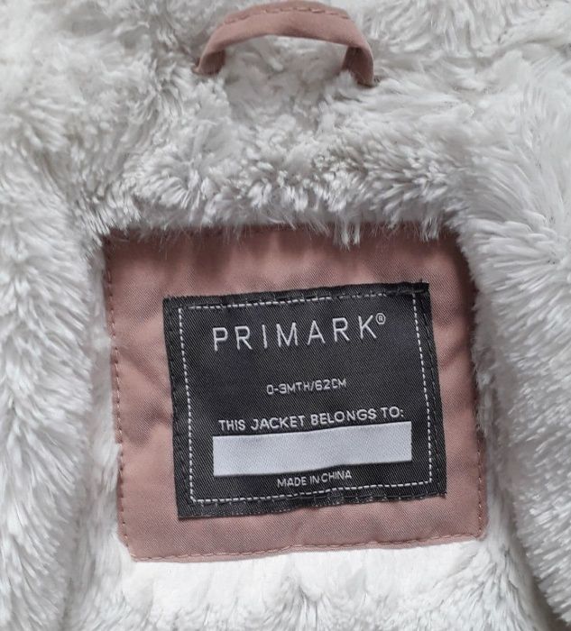 Демисезонная пудровая куртка PRIMARK на девочку.