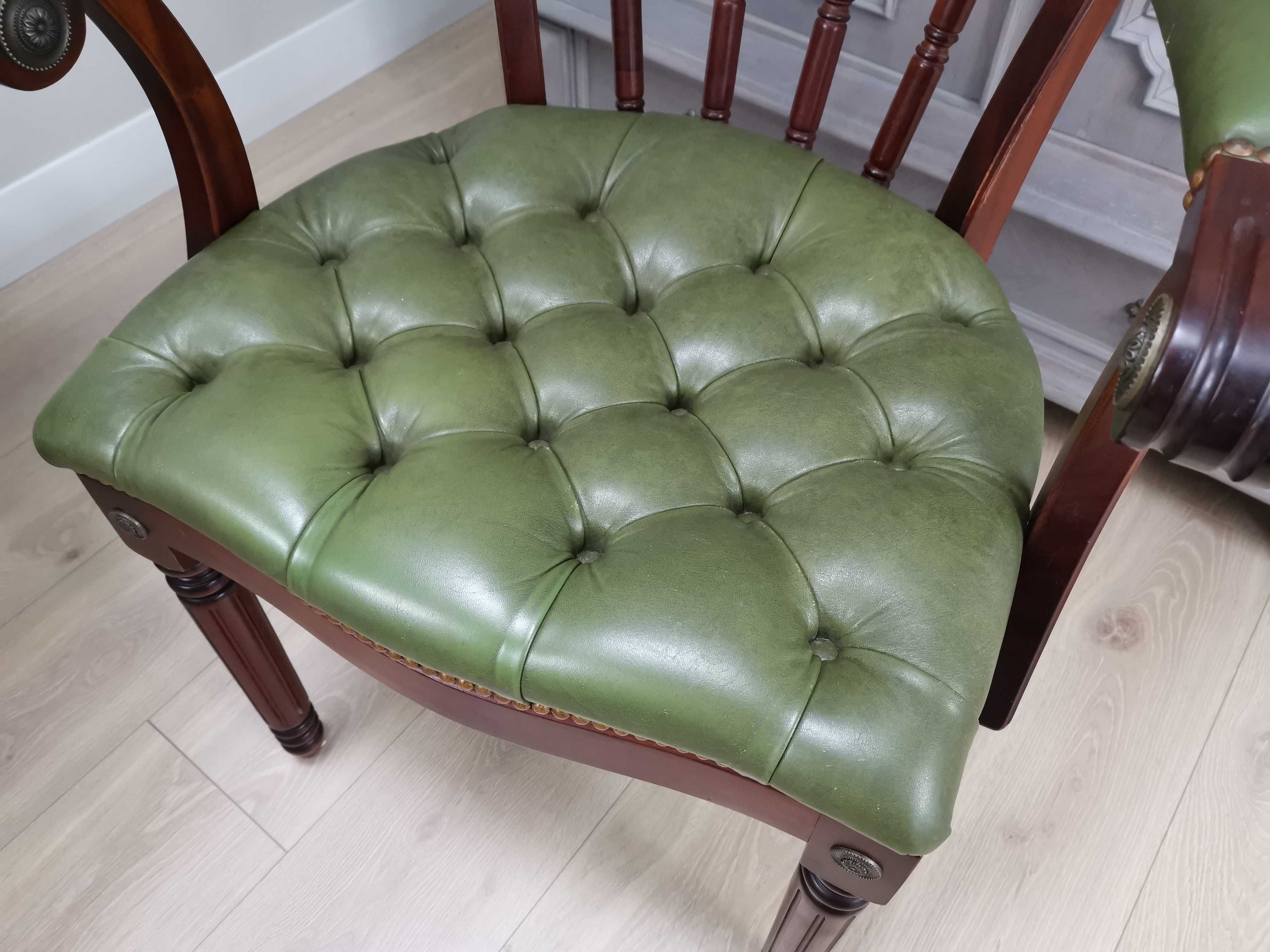 Mahoniowy Fotelik  chesterfield skóra 750/2025