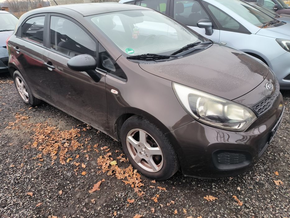 Kia Rio 1,2 benzyna mały przebieg