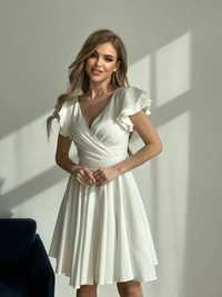 Sukienka biała bicotone 42/XL rozkloszowana kopertowa
