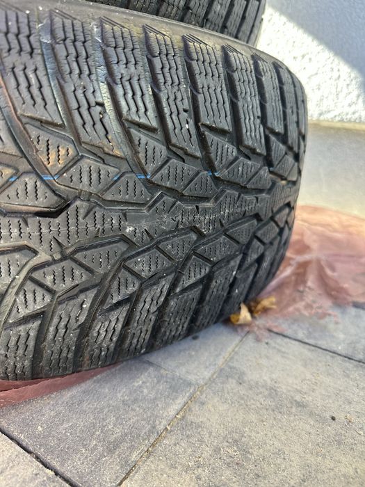 225/55/17 nokian zimowe