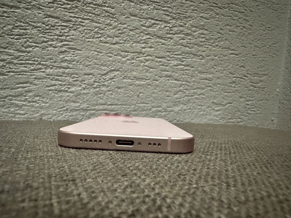 Iphone 15 256gb 89% bateria, gwarancja