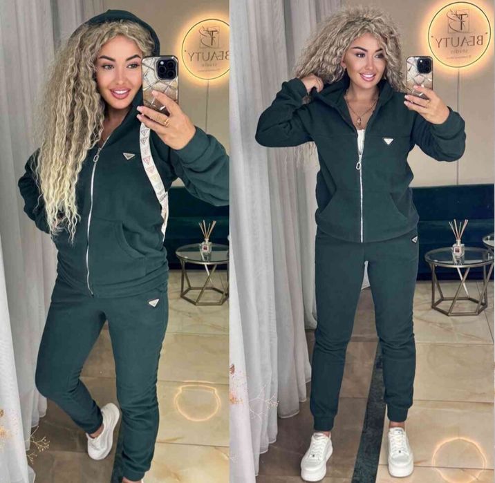 Жіночій двосторонній флісовий костюм