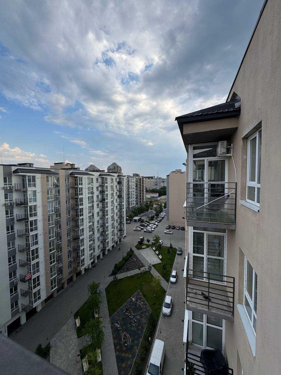Продам однокомнатную квартиру в ЖК Днепровская Брама 2, єОселя