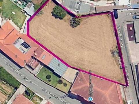 Vendo terreno, próximo à santa Maria Adelaide para construção
