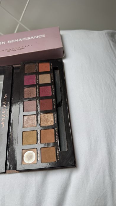 Anastasia Beverly Hills Modern Renaissance paletka do oczu