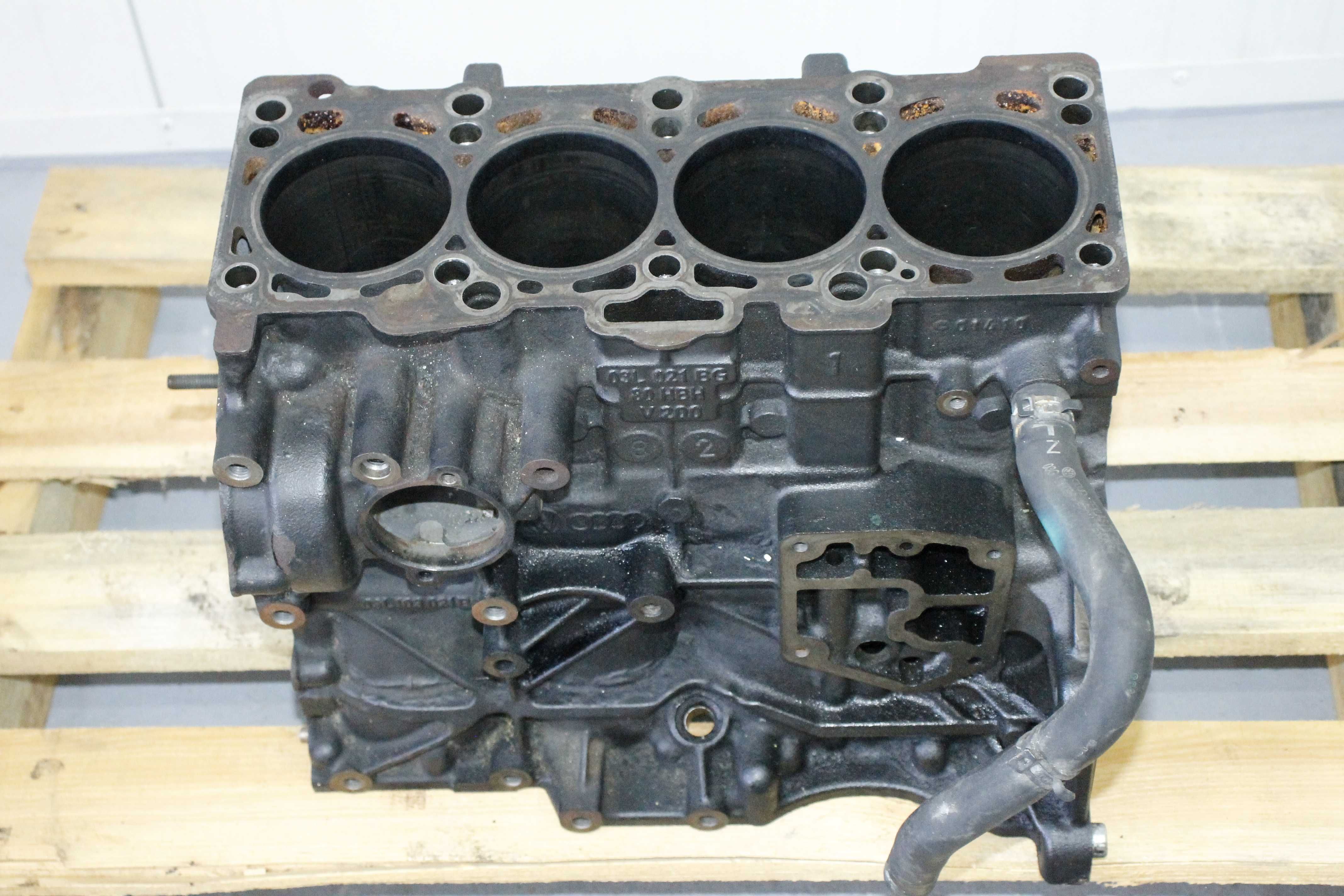 blok silnika dół Audi a4 a5 b8 2.0 tdi 140 170 seat exeo vw a6