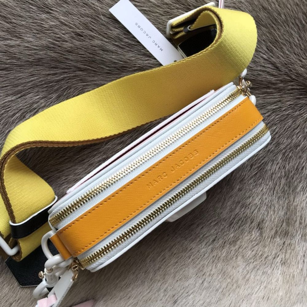 В наявності сумка MJ Marc Jacobs Snapshot снепшот персик Марк Джейкобс