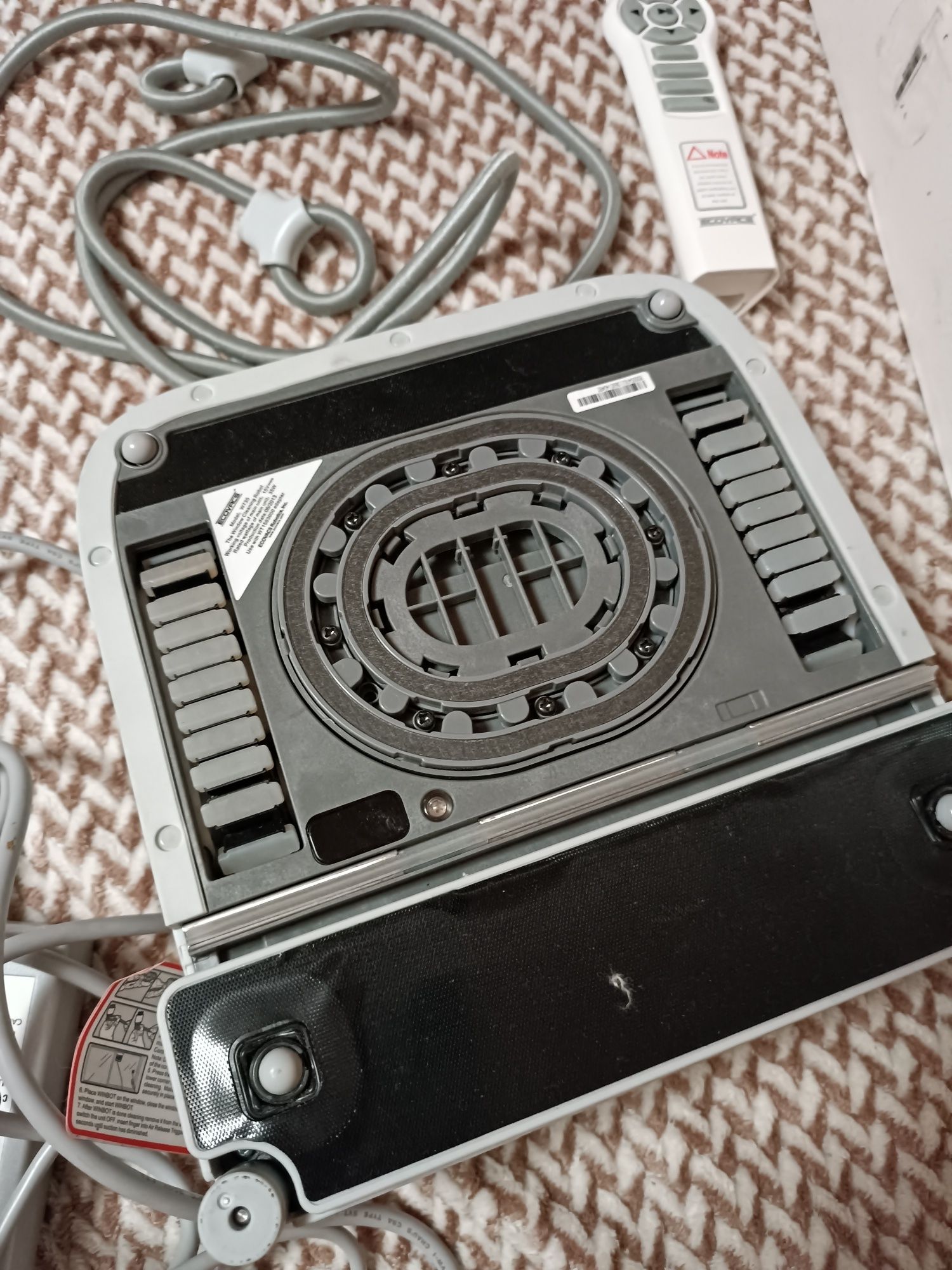 WINBOT W730 Робот-мойщик окон.