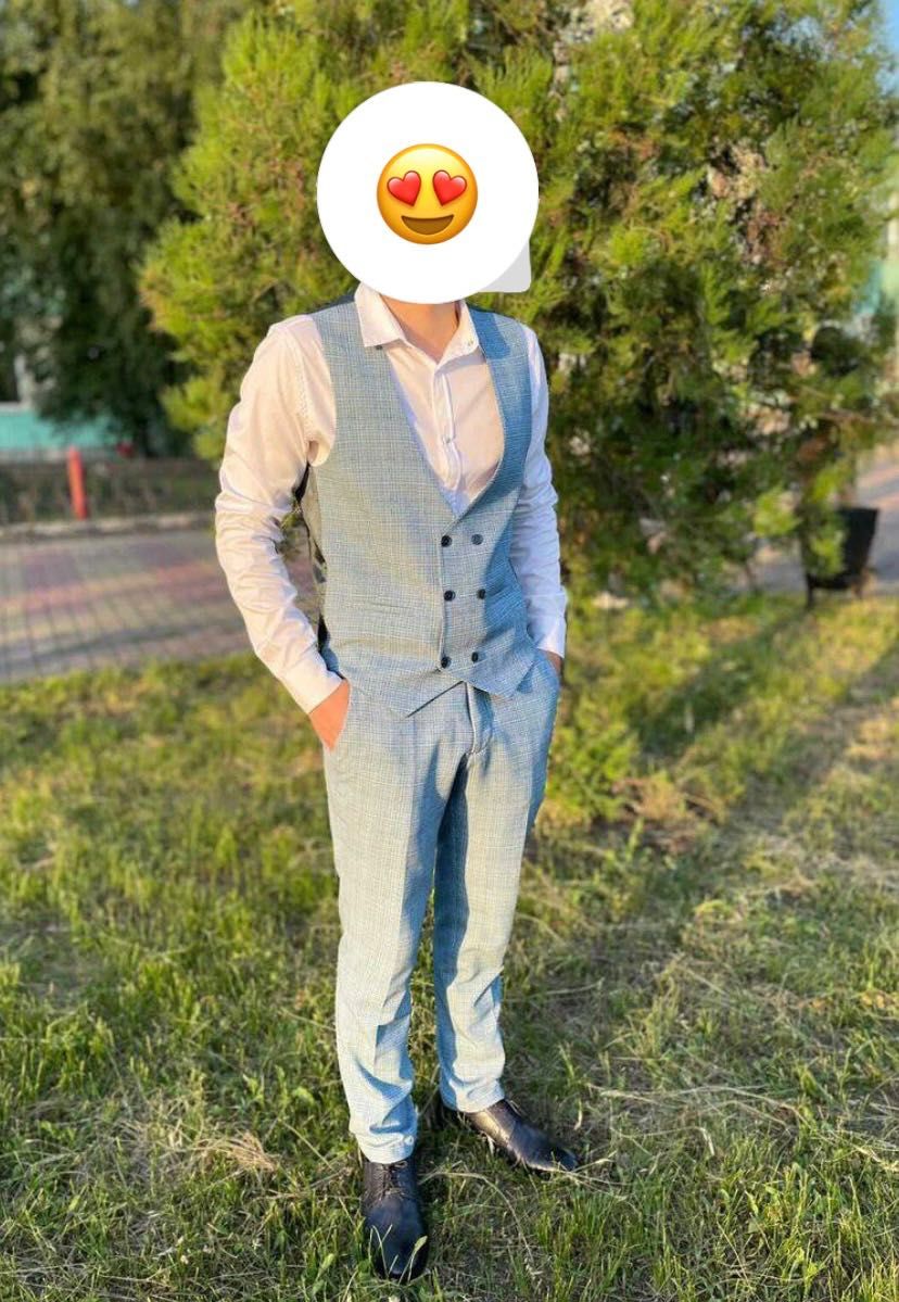 Костюм трійка чоловічий