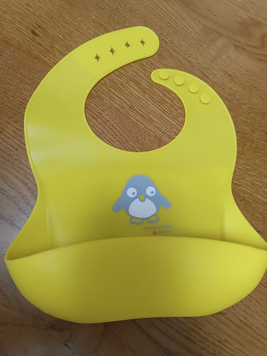 Силіконовий слюнявчик нагрудник