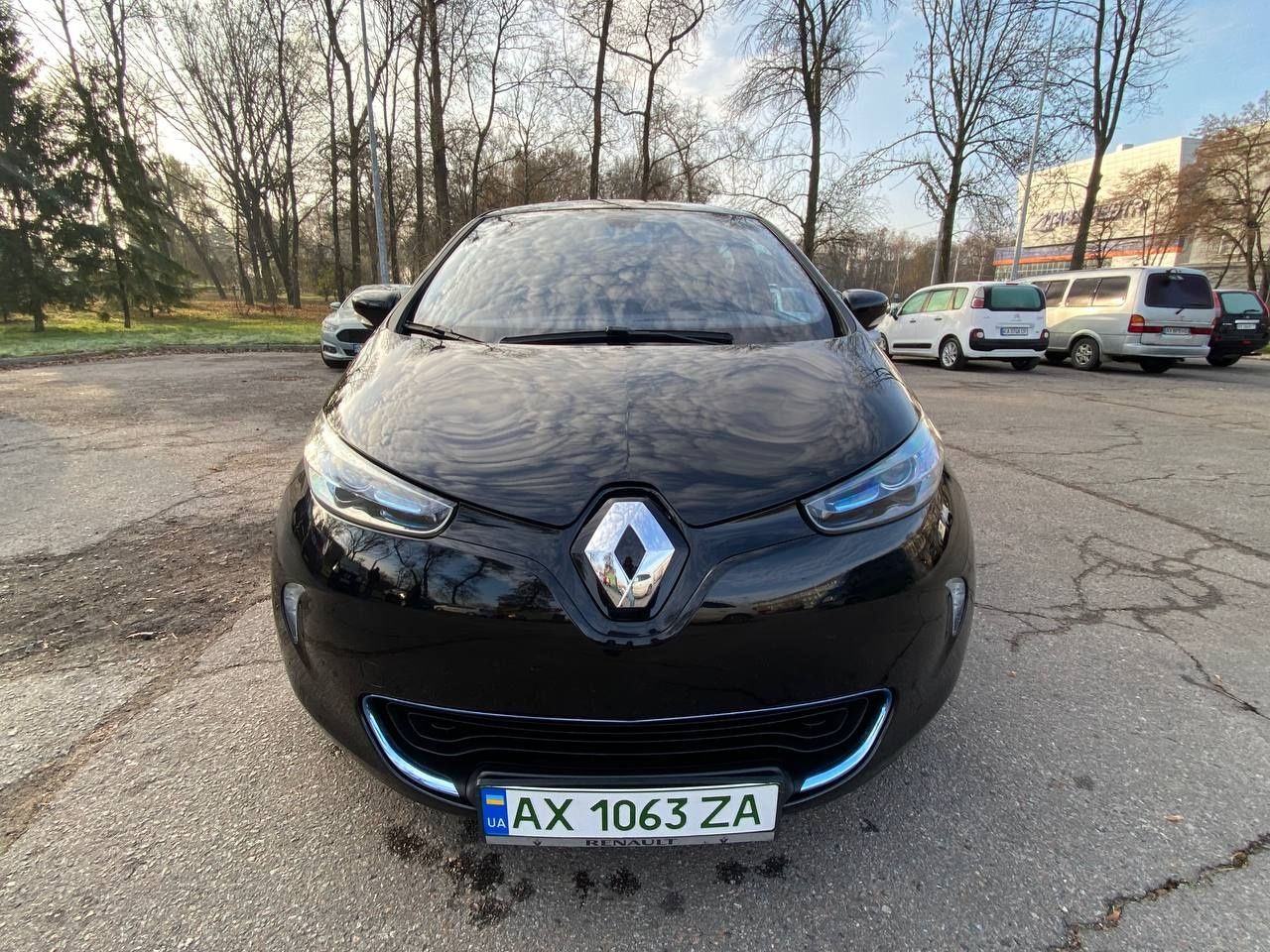 Продам електромобіль Renault Zoe