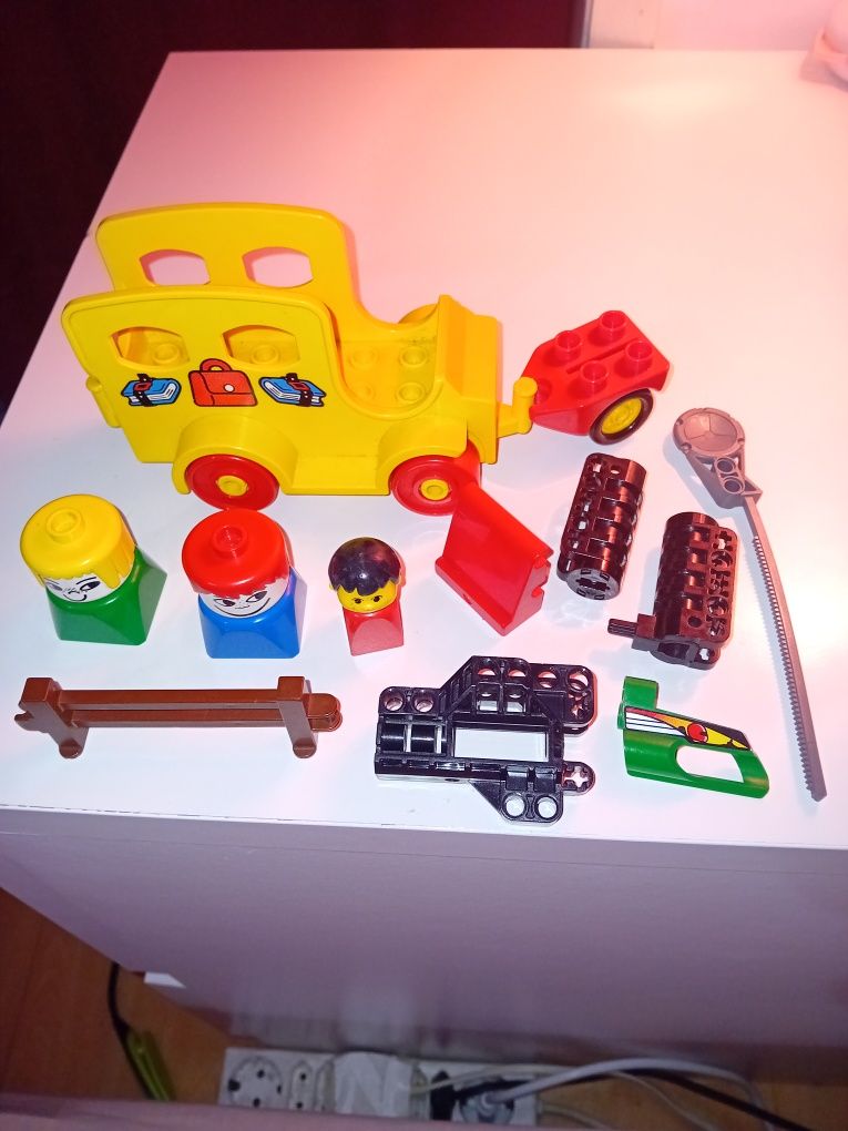 Lego duplo e basic vintage e peças especiais