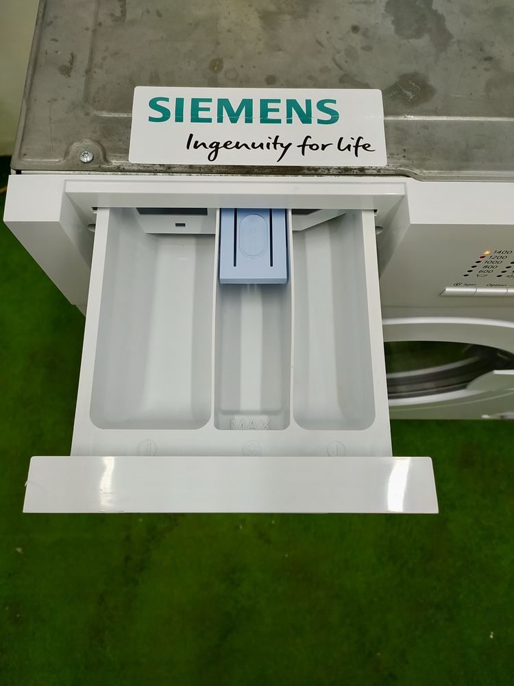 Вбудована пральна машина з сушкою Siemens IQ700 Wash&Dry 7/4 А+++